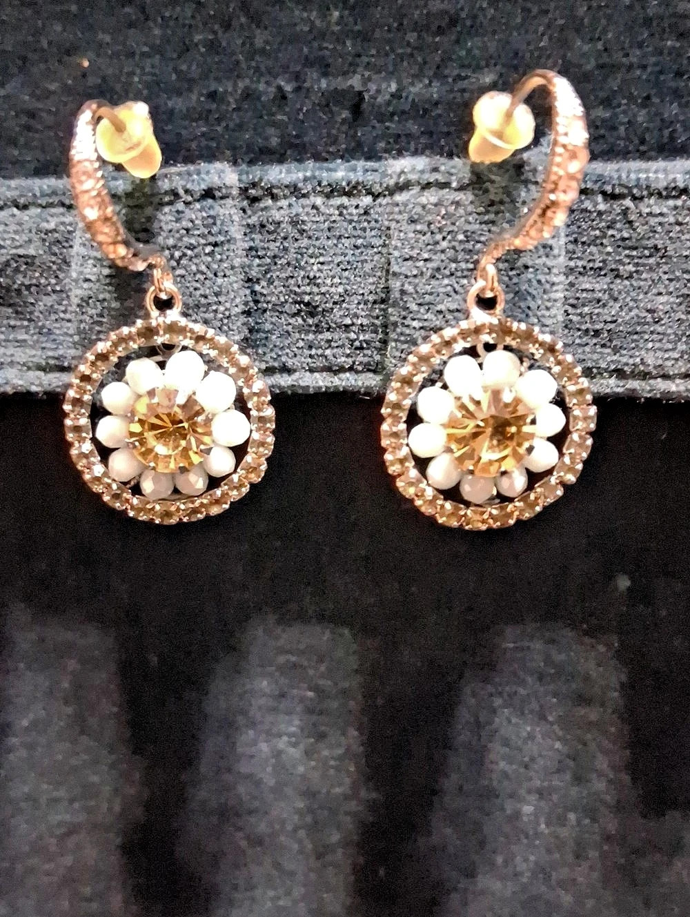 GLmiller Floral Drop Earrings in Gold & White Like New